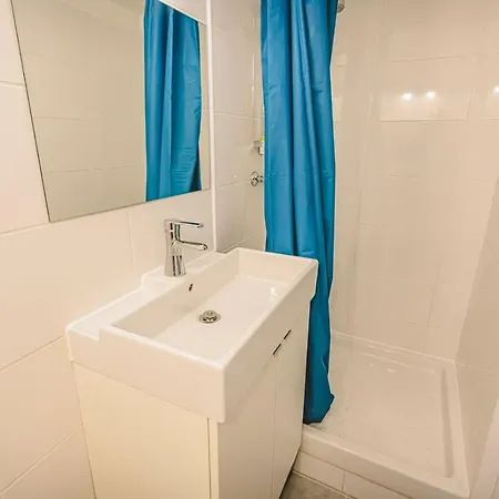 Апартаменты Hyper Centre - De